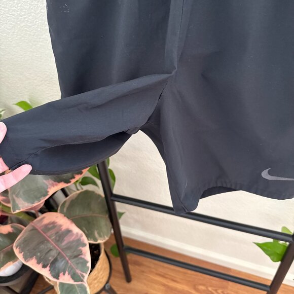 Black Nike Athletic Shorts Size Small - Picture 2 of 5